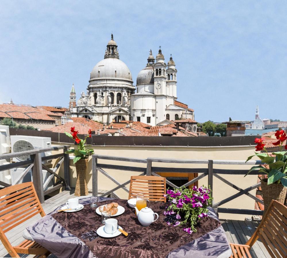 Accademia Charm Apartments By Wonderful Italy Venedig Exteriör bild