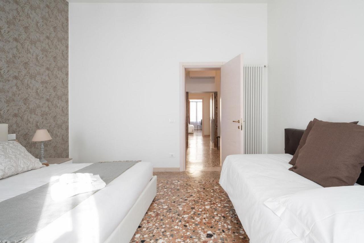 Accademia Charm Apartments By Wonderful Italy Venedig Exteriör bild