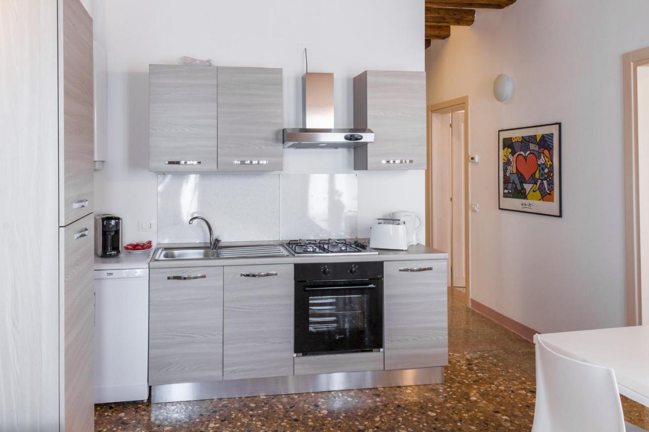 Accademia Charm Apartments By Wonderful Italy Venedig Exteriör bild